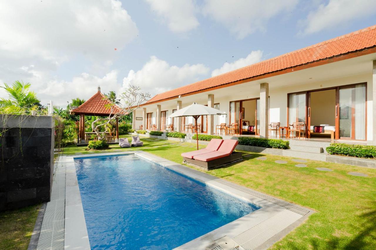 Rara Guesthouse Canggu  Bagian luar foto