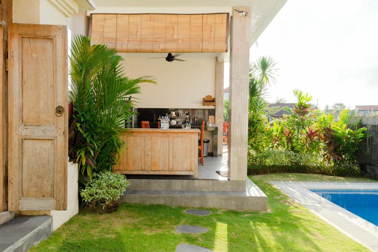 Rara Guesthouse Canggu  Bagian luar foto